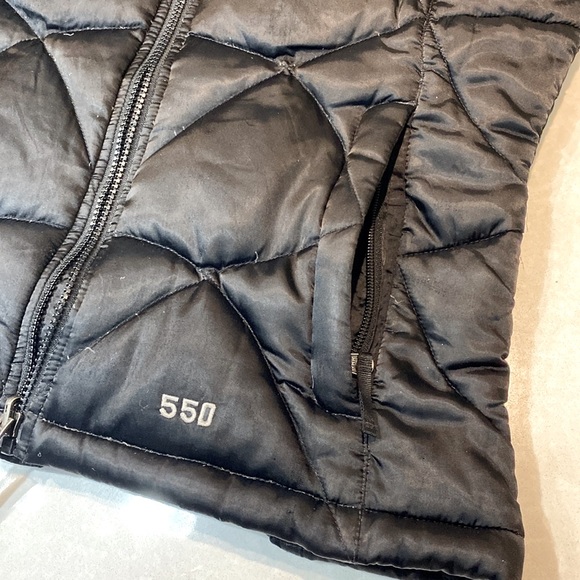THE NORTH FACE 550 Girl BLACK Nylon QUILTED Goose Down PUFFER VEST Size L ⭐️⭐️⭐️ - Picture 11 of 14